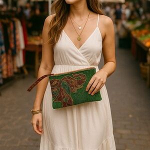 Aphorism beaded elephant bag clutch